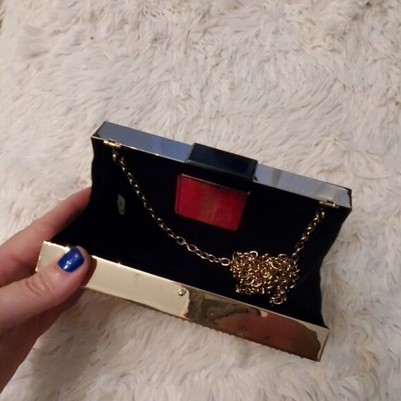 NWOT--Beautiful Expressions NYC rhinestone bag - Picture 7 of 7